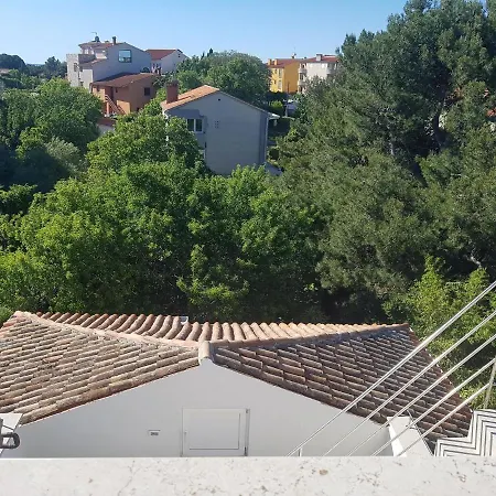 Beautiful In Premantura With Private Pool And Sea View Pula